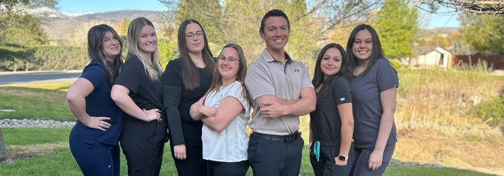 Chiropractor Reno NV Shain Smith And Emily Richter Kirk With Staff